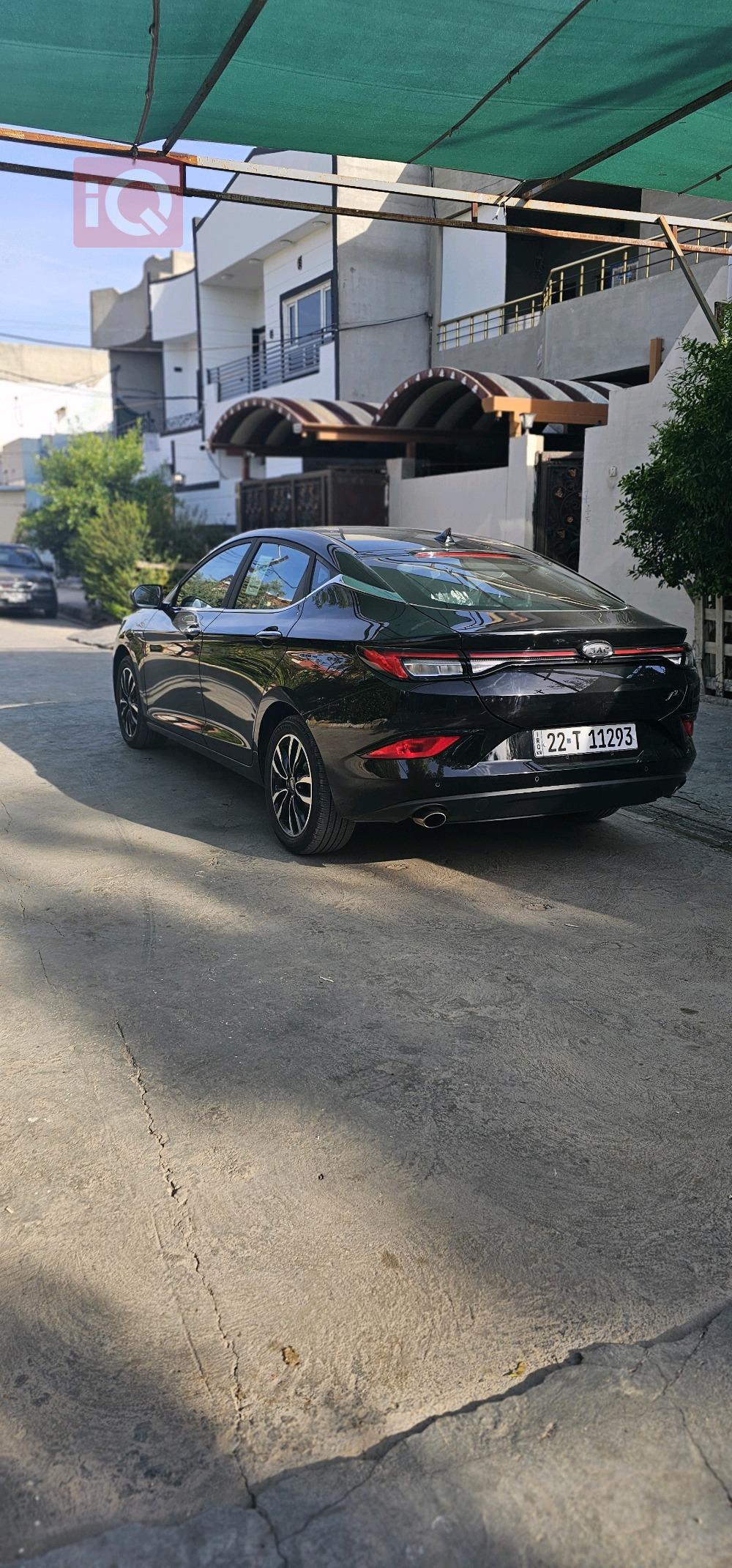 JAC J7